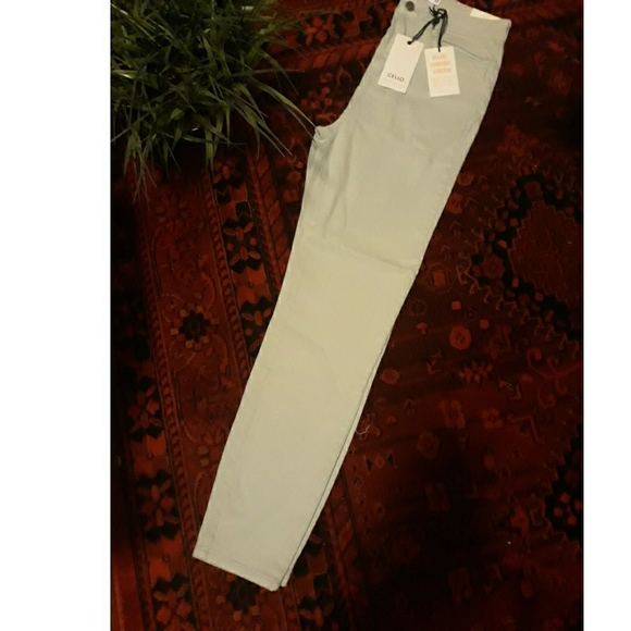 Cello Skinny Jeans, Junior Green High Rise Stretch Spandex Sz 1, 3, 5, 7, 9, 11 - Picture 6 of 6